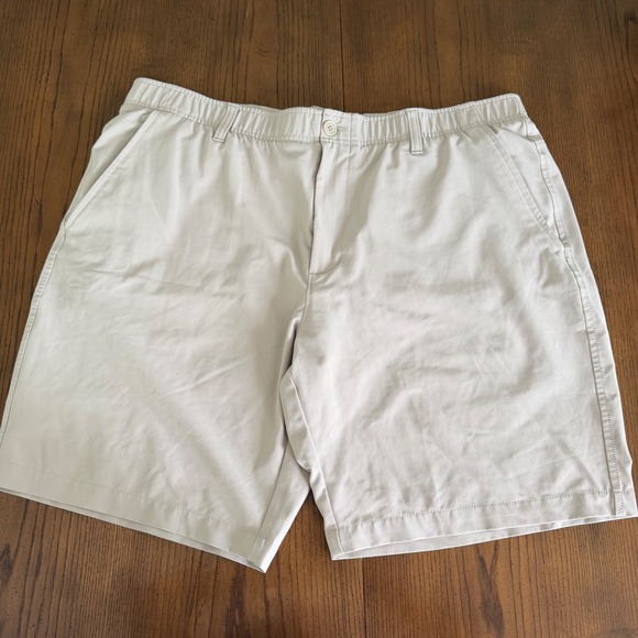 Under Armour Other - Under Armour Men's Athletic Khaki Golf Shorts Flex Waist Performance Size 42